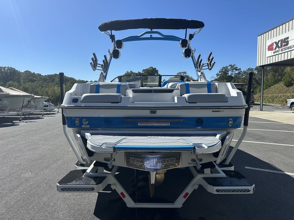 2025 Malibu Boats 22 MXZ