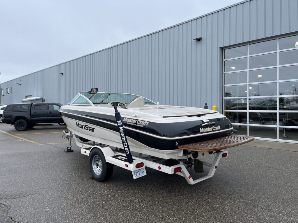 1998 MasterCraft MariStar 200