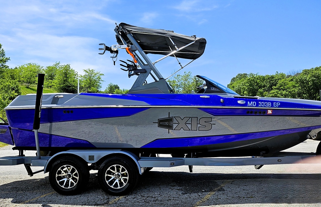 2021 Axis A20     Low Hours  Loaded with options