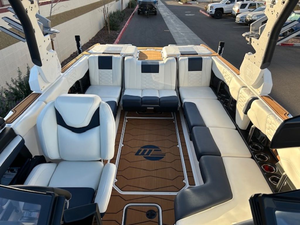 2025 Malibu Boats 24 MXZ