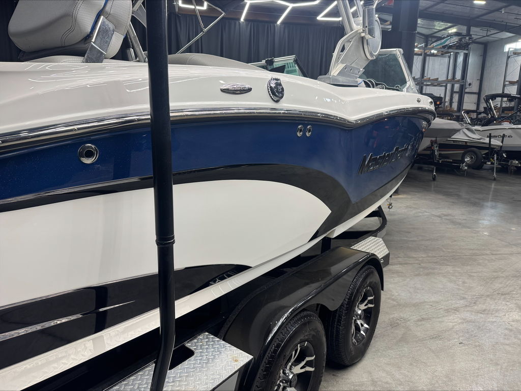 2015 MasterCraft X20