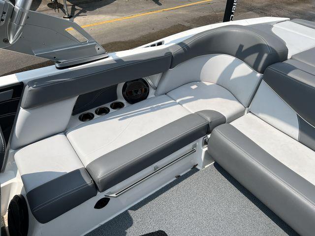 2019 Mastercraft XT-23 | 209860