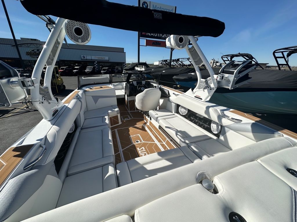 2024 Supreme Boats S240