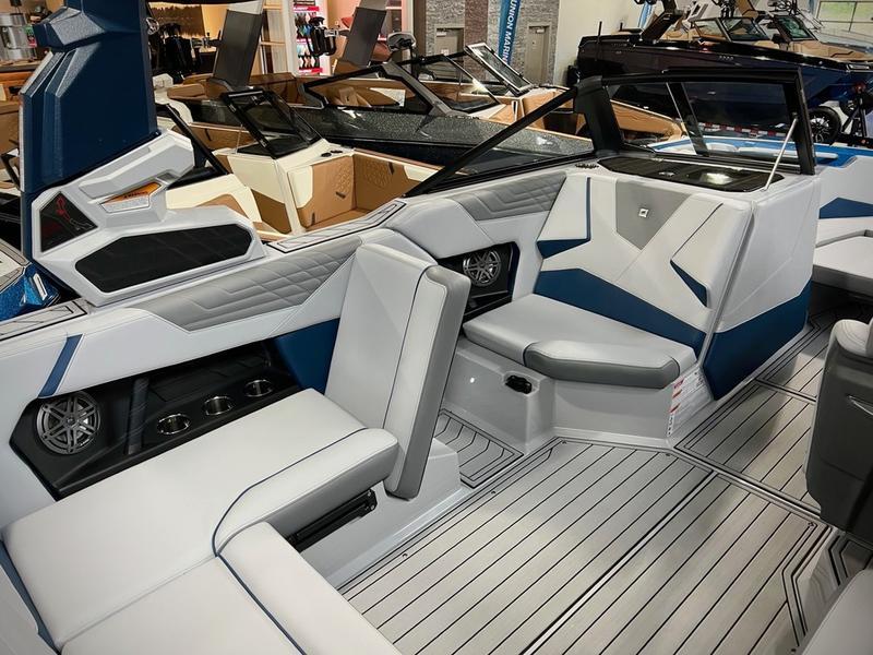 NEW 2024 Nautique S21