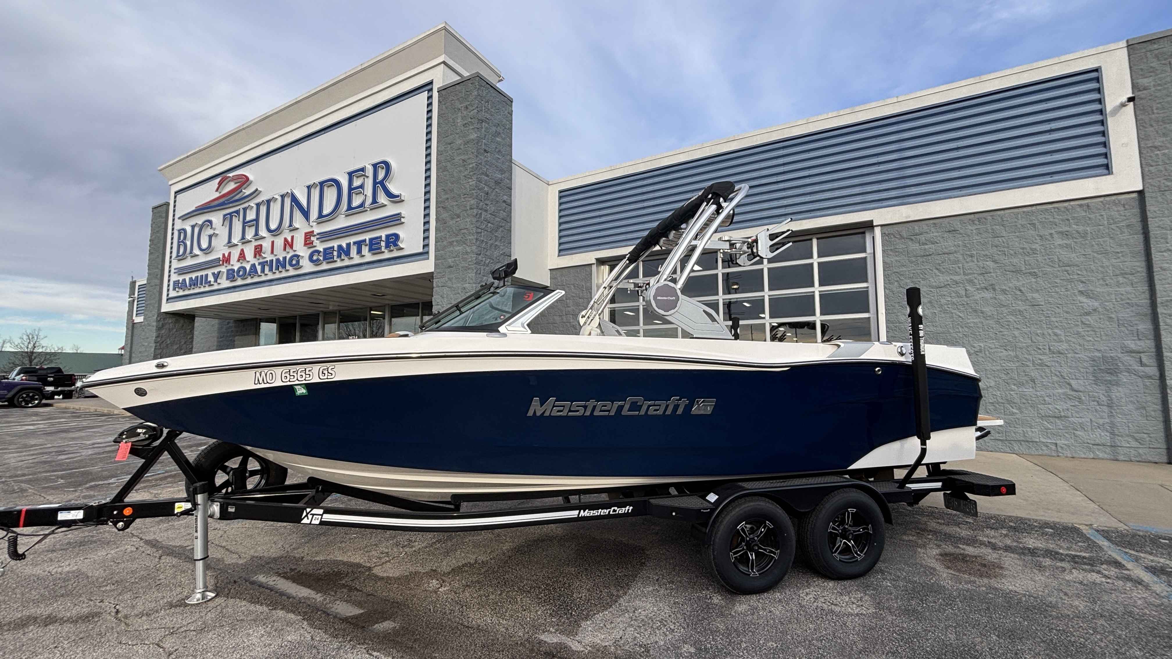 2023 MasterCraft XT24