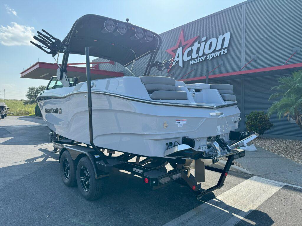 2024 MasterCraft XT22