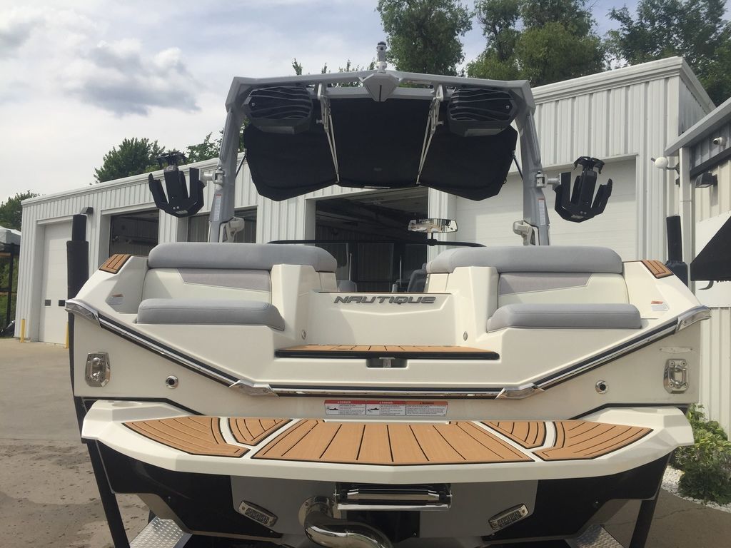 2024 Nautique Super Air Nautique G21