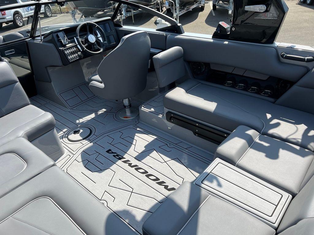 2024 MOOMBA CRAZ