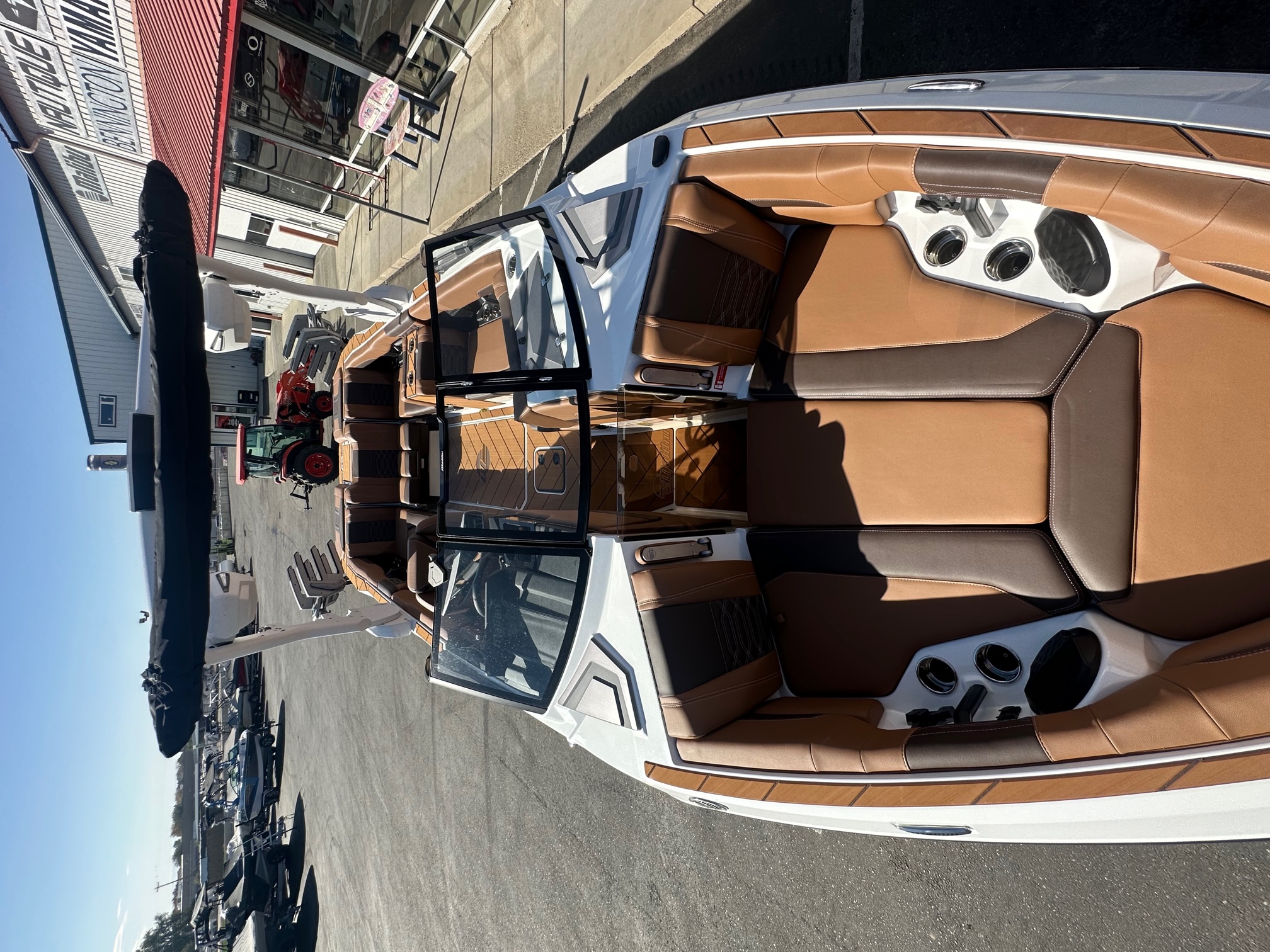 2025 Malibu Boats 26 LSV