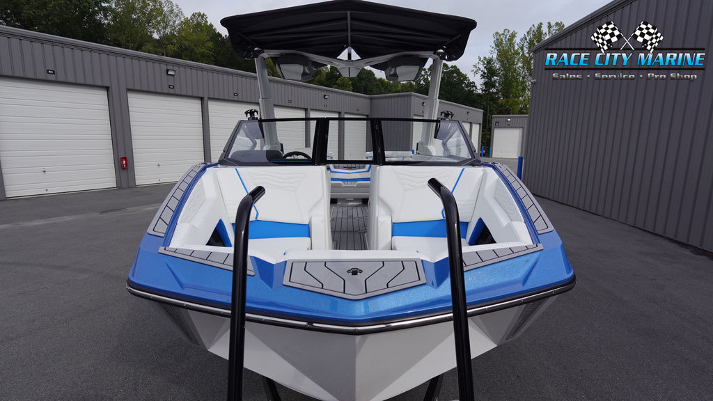 2025 Nautique G23