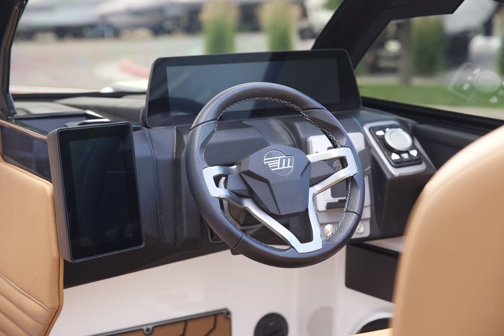 2025 Malibu Boats 25 LSV