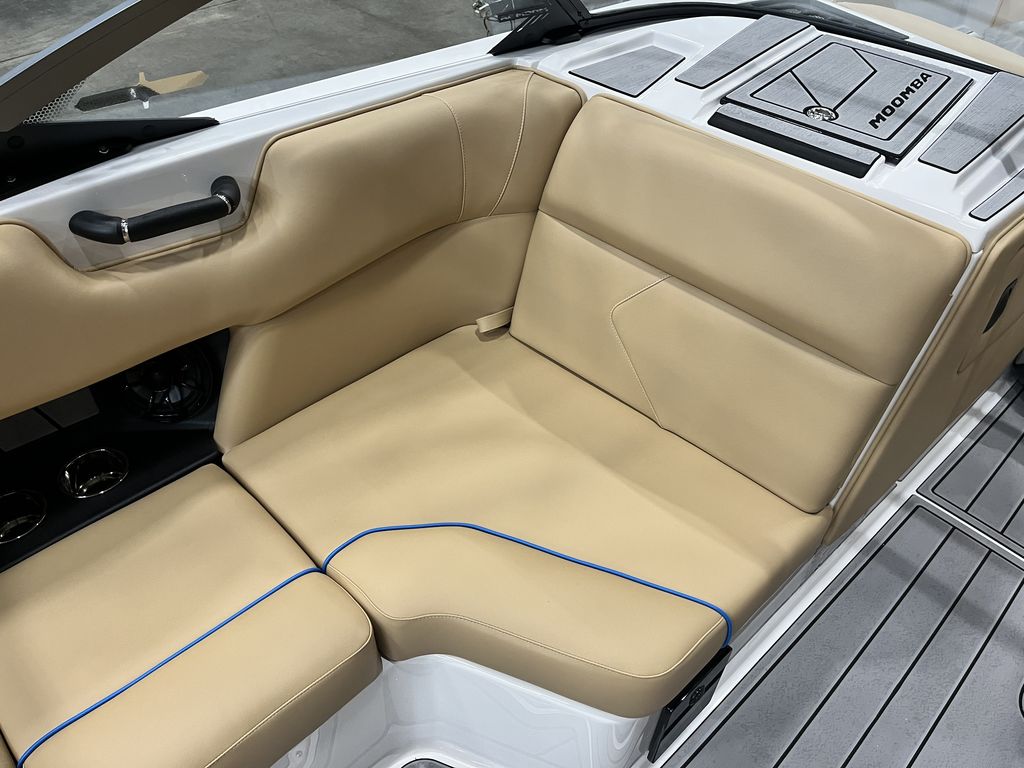 2024 MOOMBA Tykon