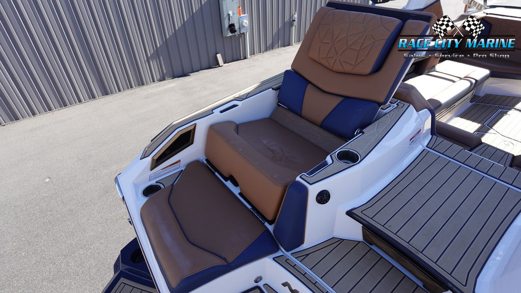 2022 Nautique P25