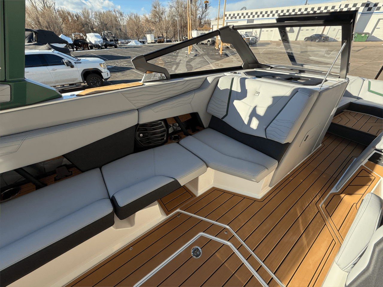 2025 Nautique G25