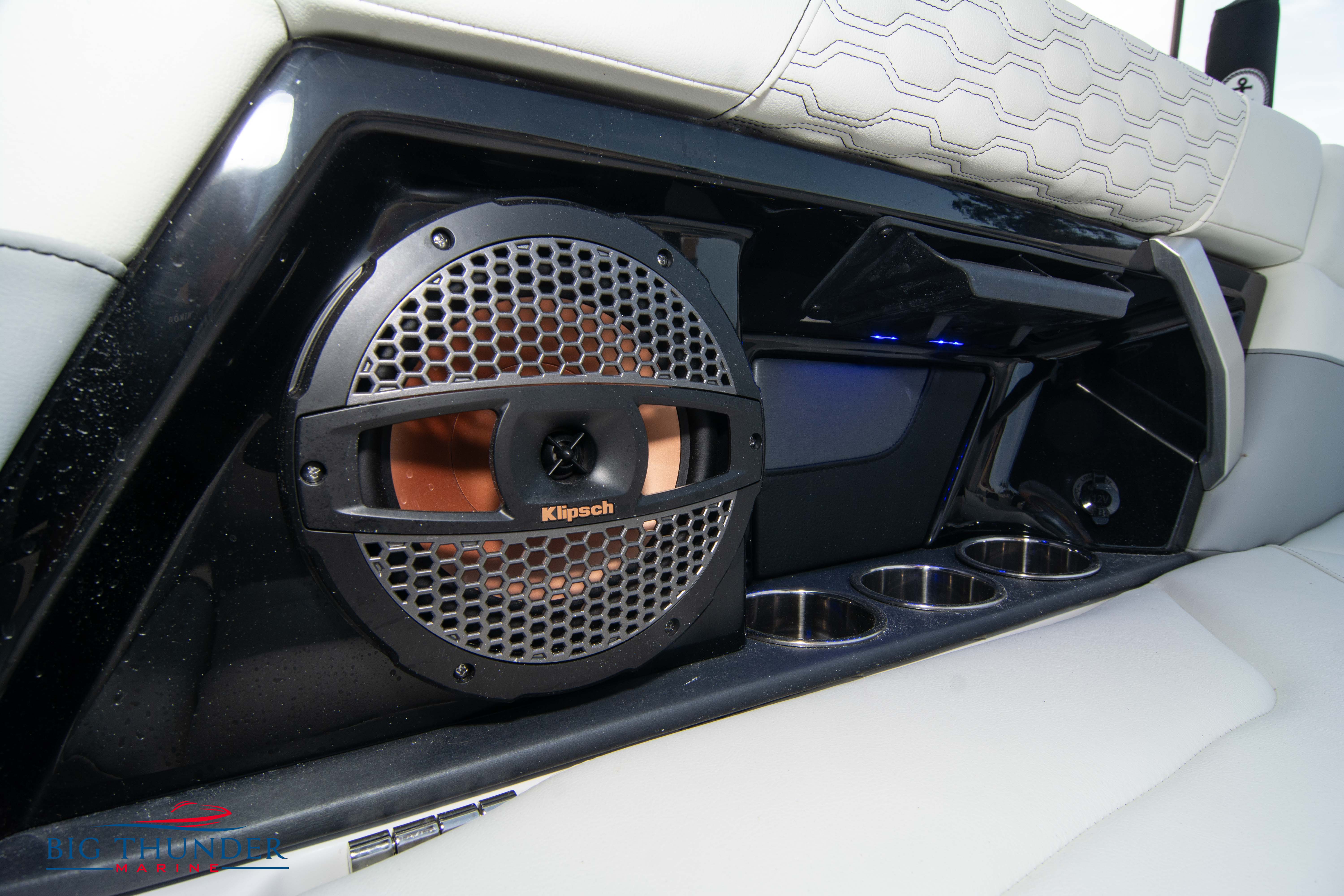 2023 Mastercraft XT24