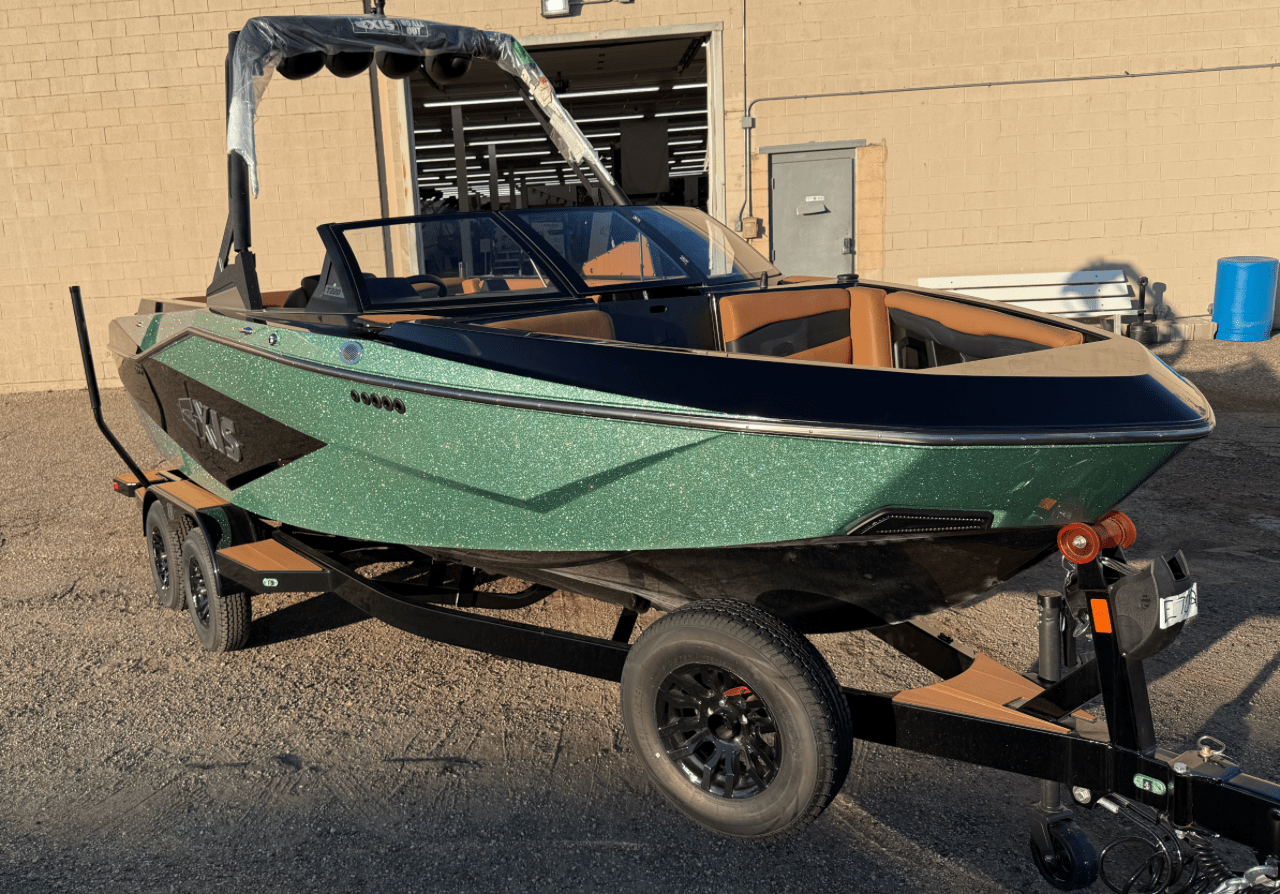 boat.Title