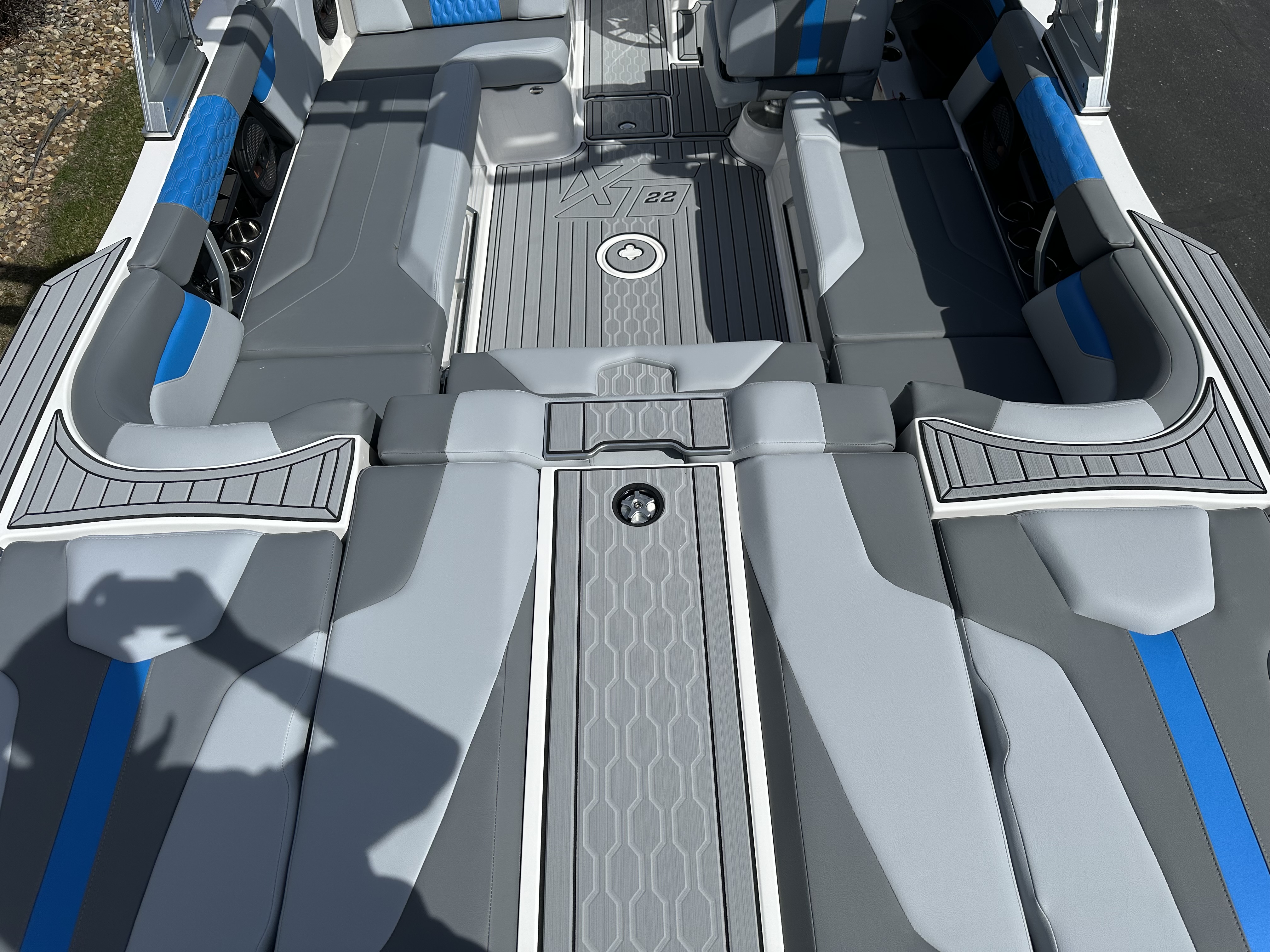 2024 MasterCraft XT22