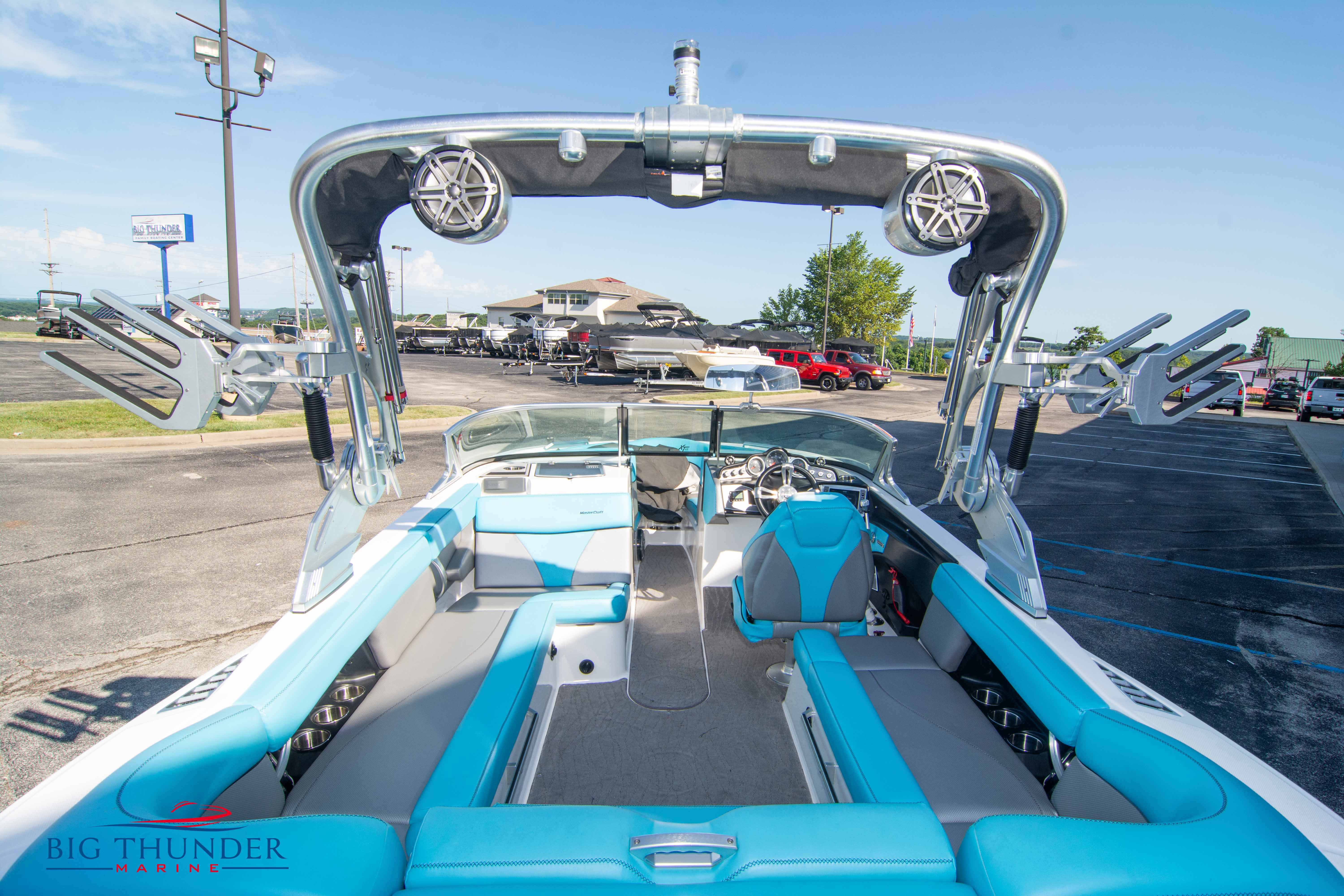 2017 MasterCraft XT23