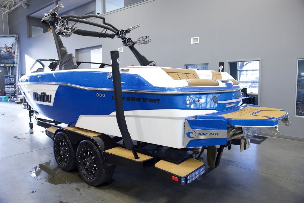 2021 Malibu Boats 23 LSV