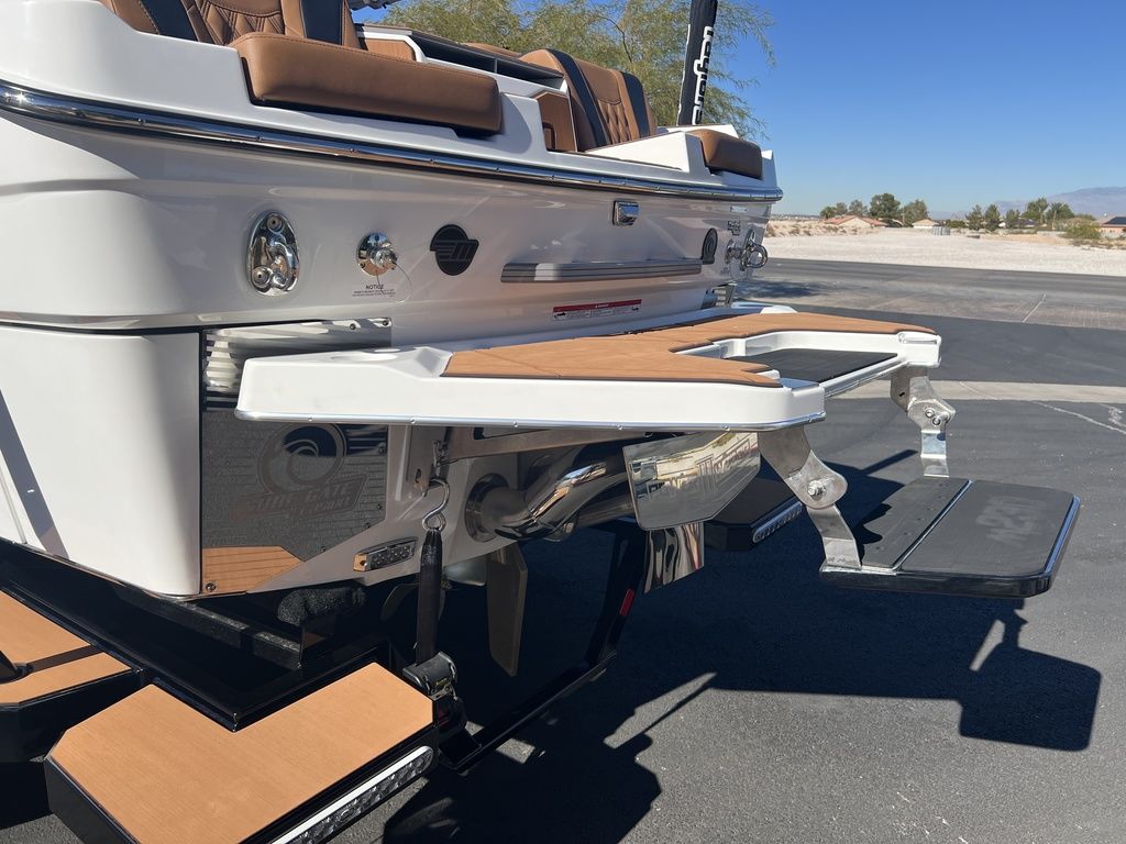 2025 Malibu Boats M230