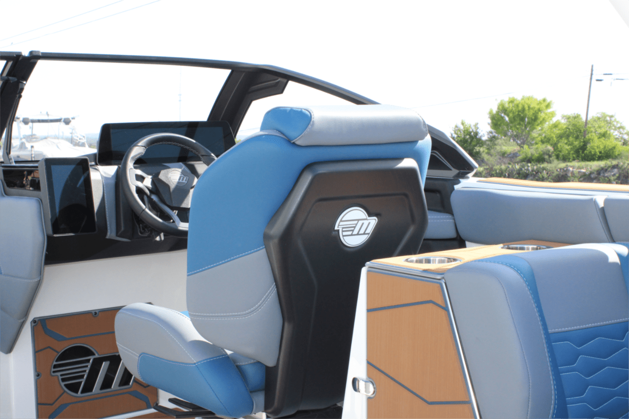 2025 Malibu 24 MXZ