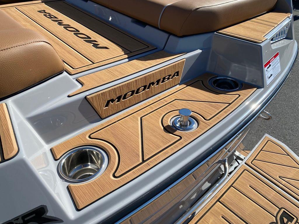 2024 MOOMBA Mojo