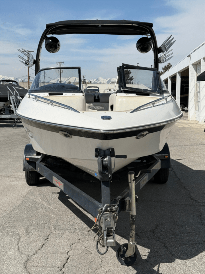 2005 23' Malibu Wakesetter XTI