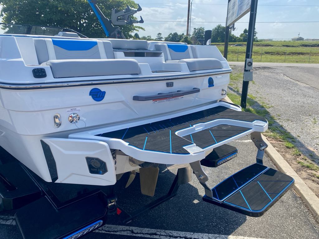 2025 Malibu 23LSV