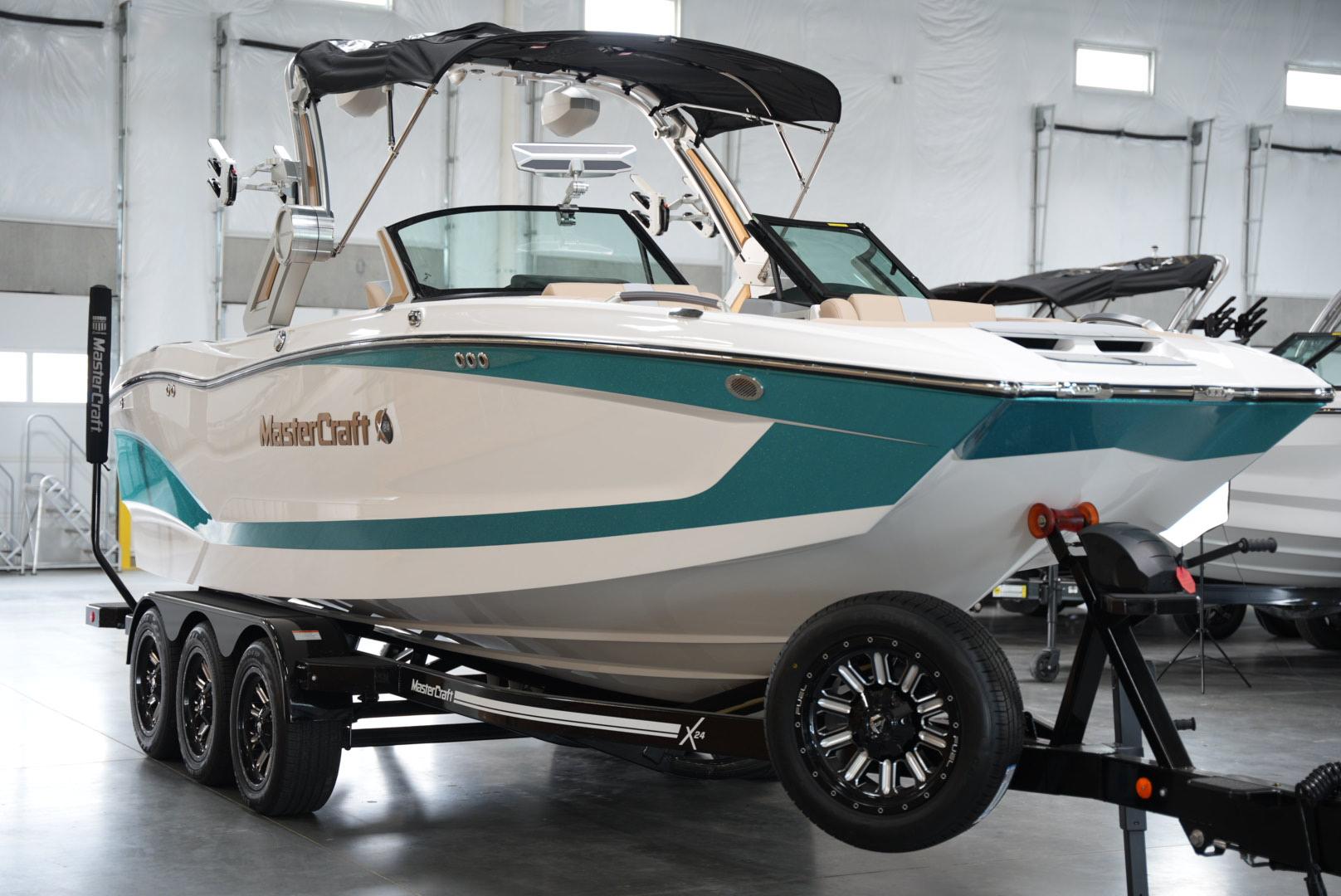 2025 MasterCraft X24 &#8211; NEW ARRIVAL! NEW 2025 COLORS!