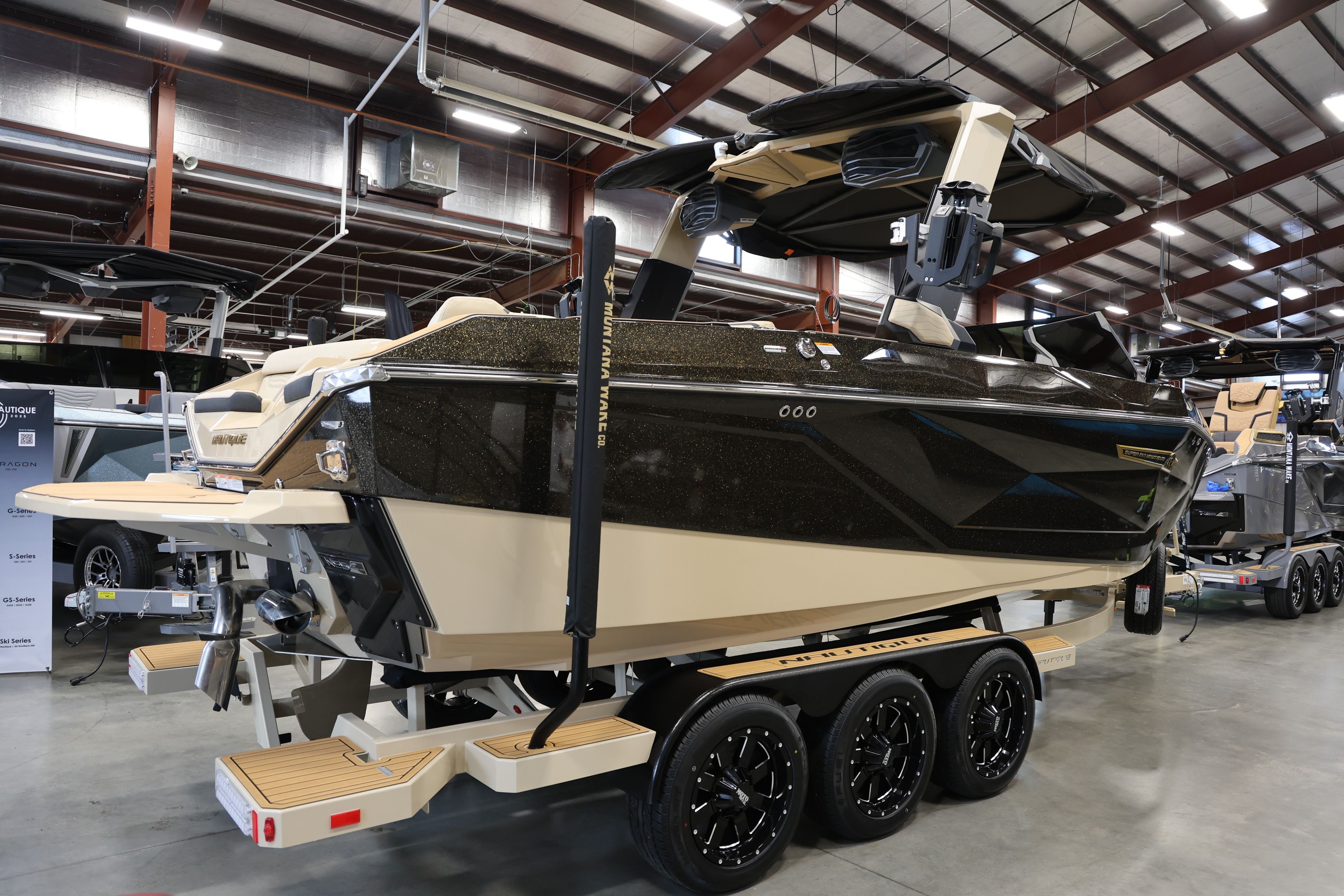 2025 Nautique G23