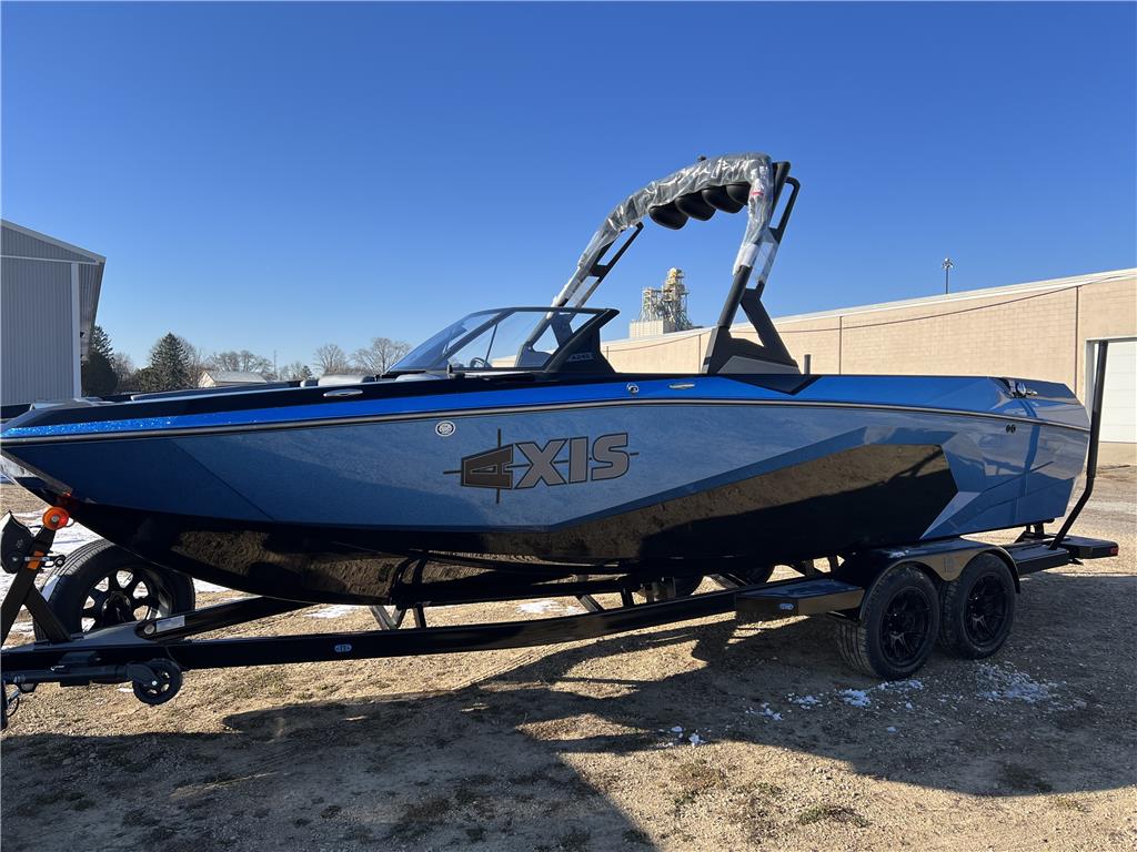 NEW 2024 AXIS A245 wake boat with M6DI motor and TRL