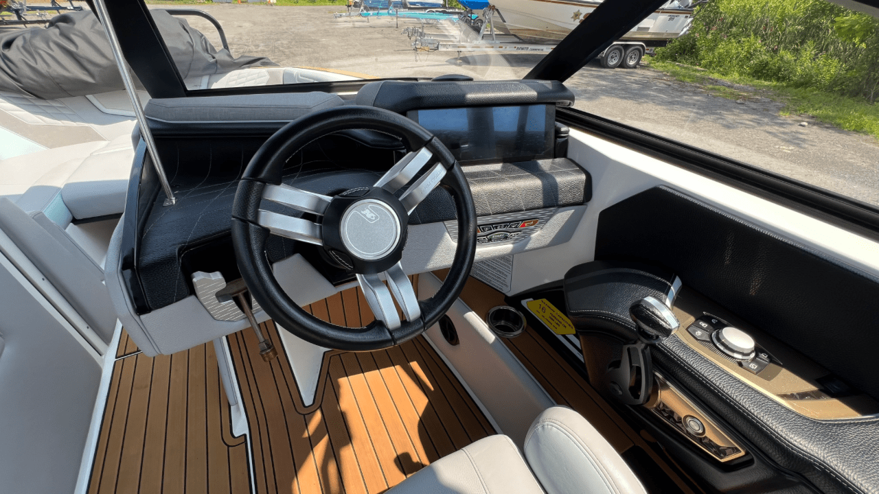 2022 Nautique G23