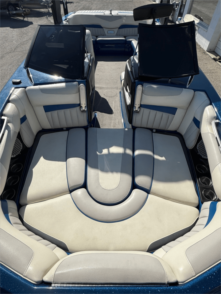 2015 24' Malibu Wakesetter 24 MXZ Bowrider Icon