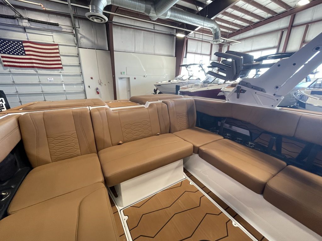 2025 Malibu Boats 22 MXZ