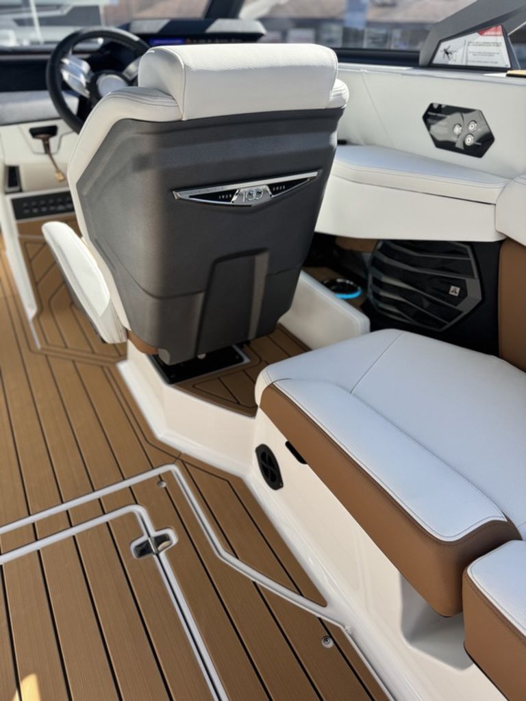 2025 Nautique Super Air Nautique G25