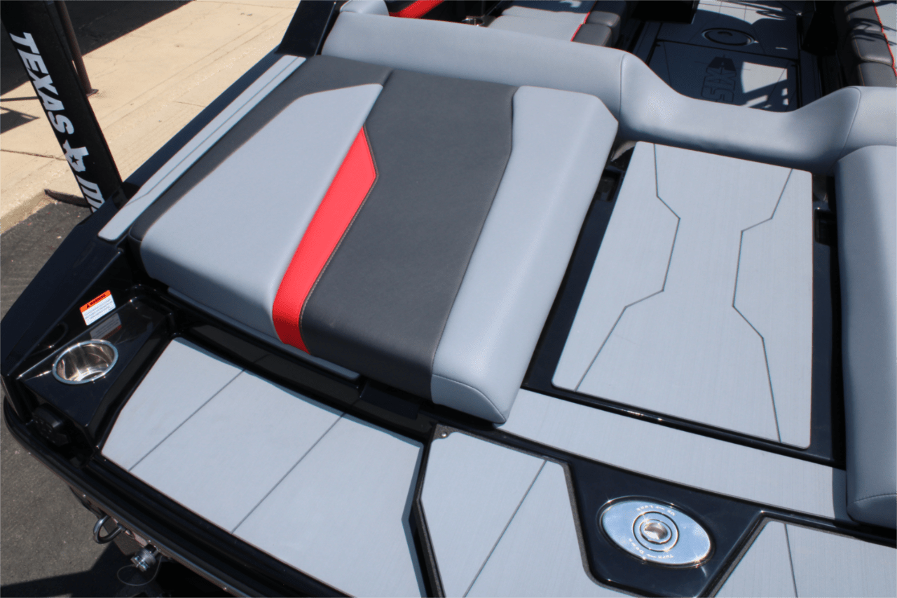 2025 Axis T250
