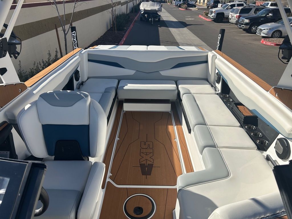 2025 Axis Wake Research T235
