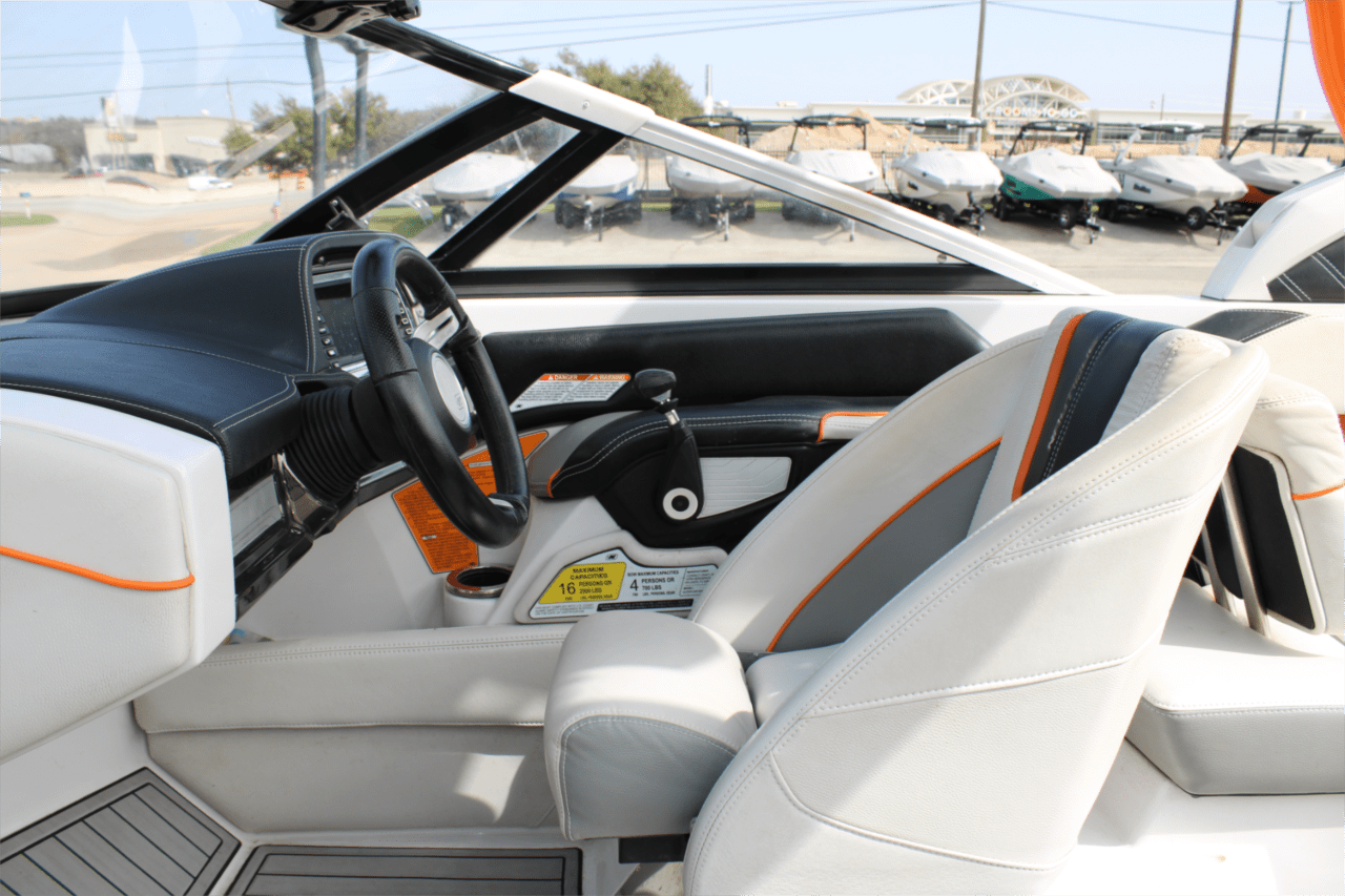 2013 Nautique G23