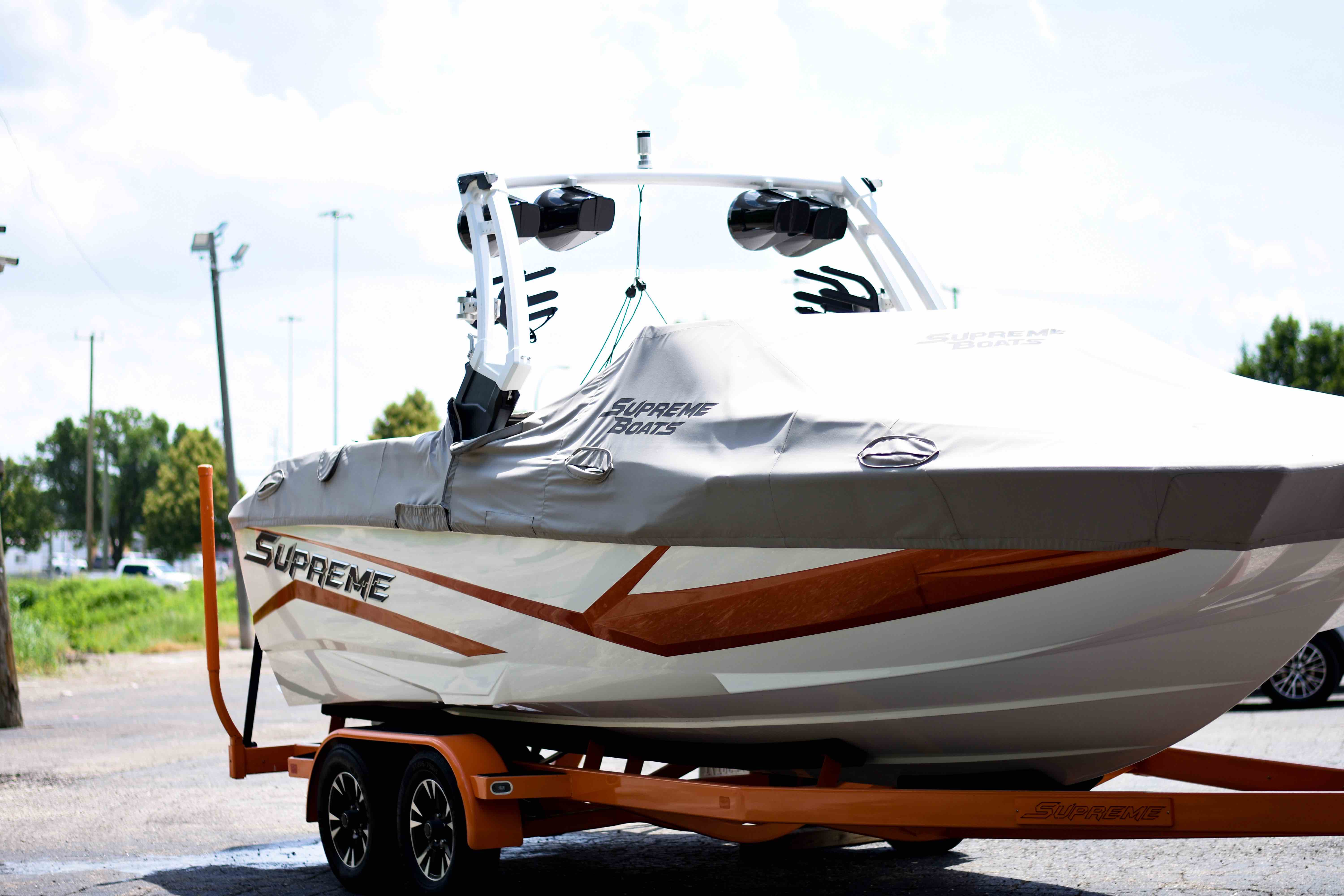 2019 Supreme ZS232 – 120 Hours