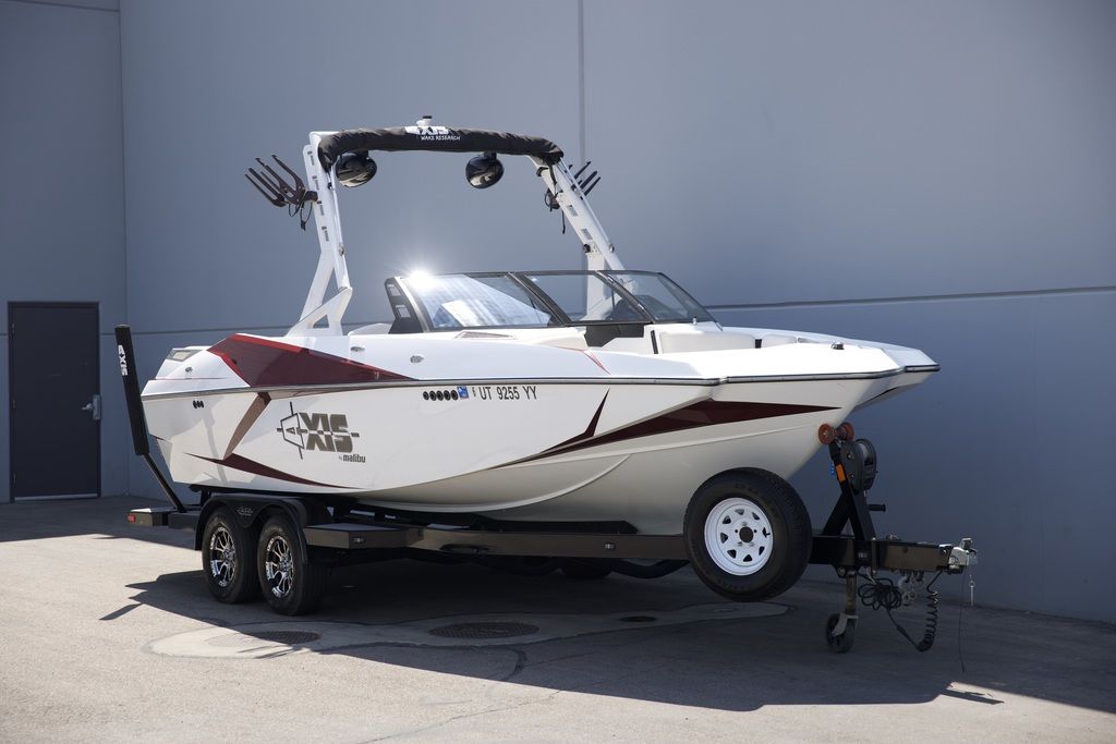 2018 Axis Wake Research A22