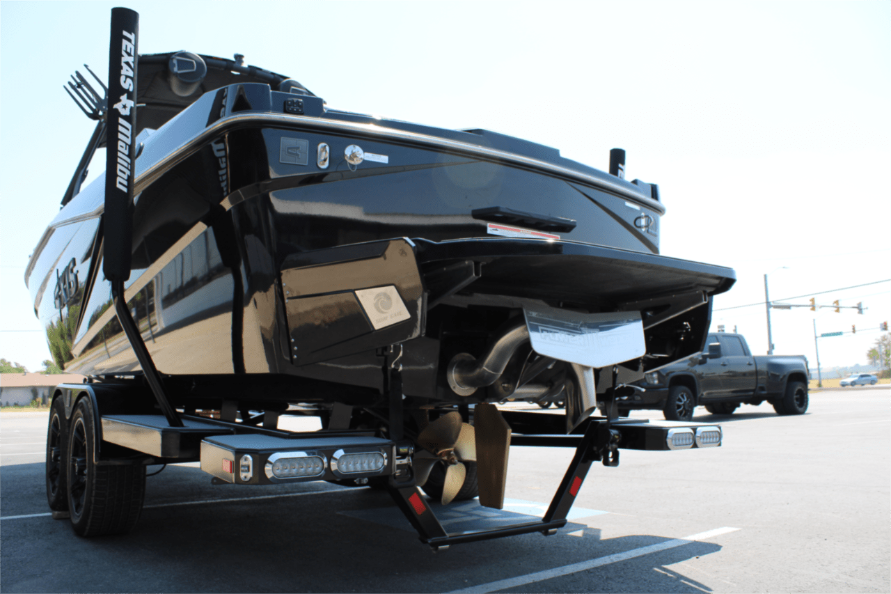 2025 Axis T250