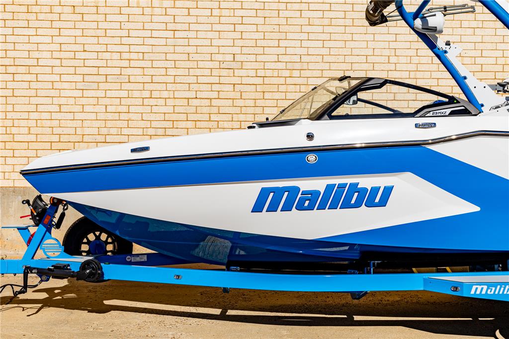 boat.Title