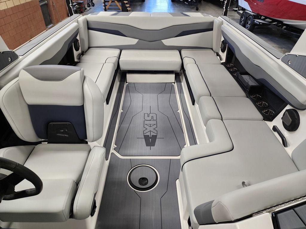 2025 Axis Wake Research T235