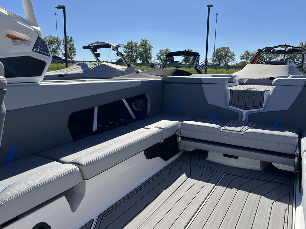 2025 Nautique Super Air Nautique GS24