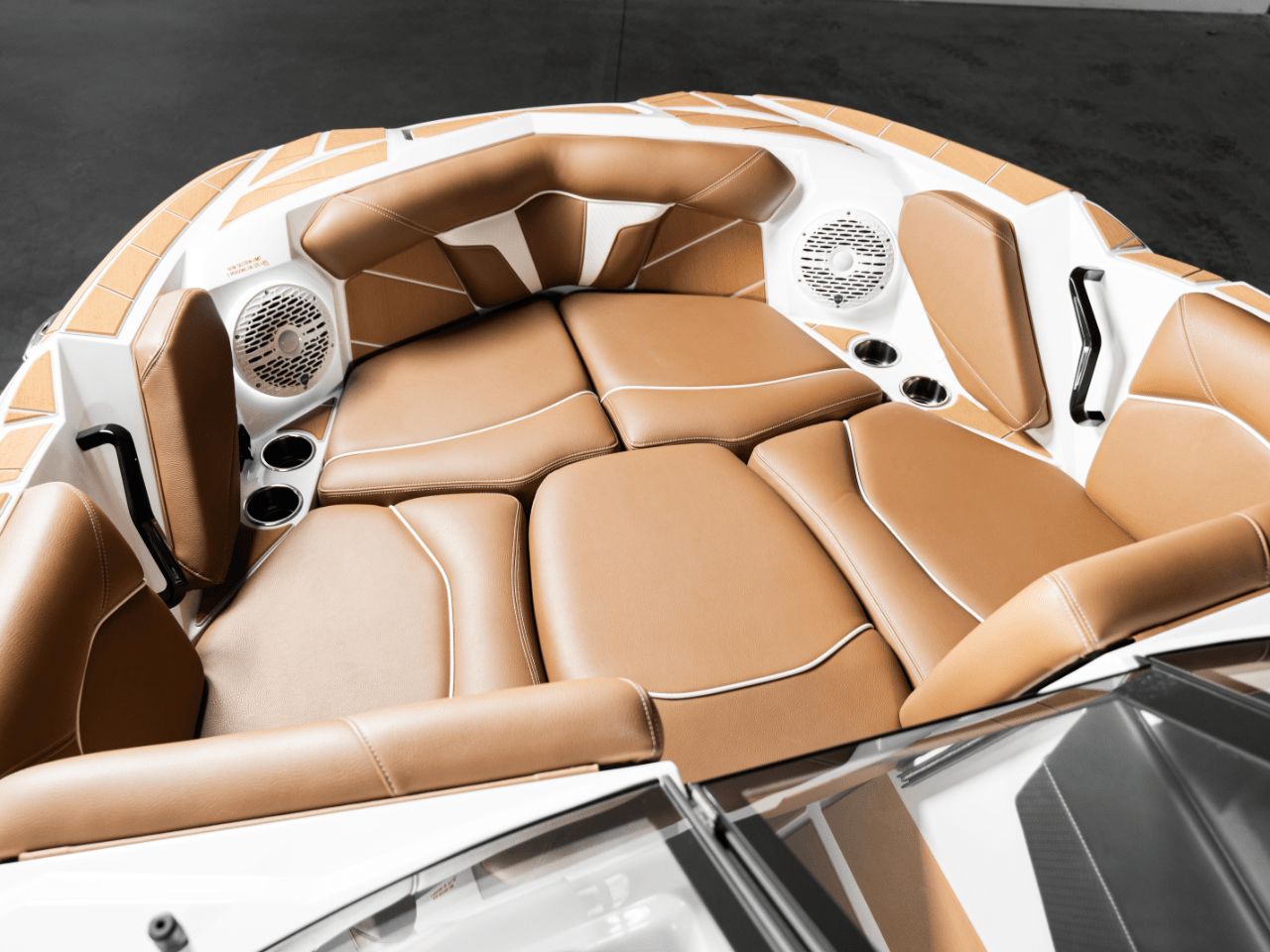 2025 Centurion Fe25 &#8211; All White Icon