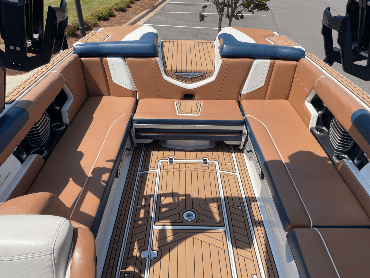 2018 Nautique G25