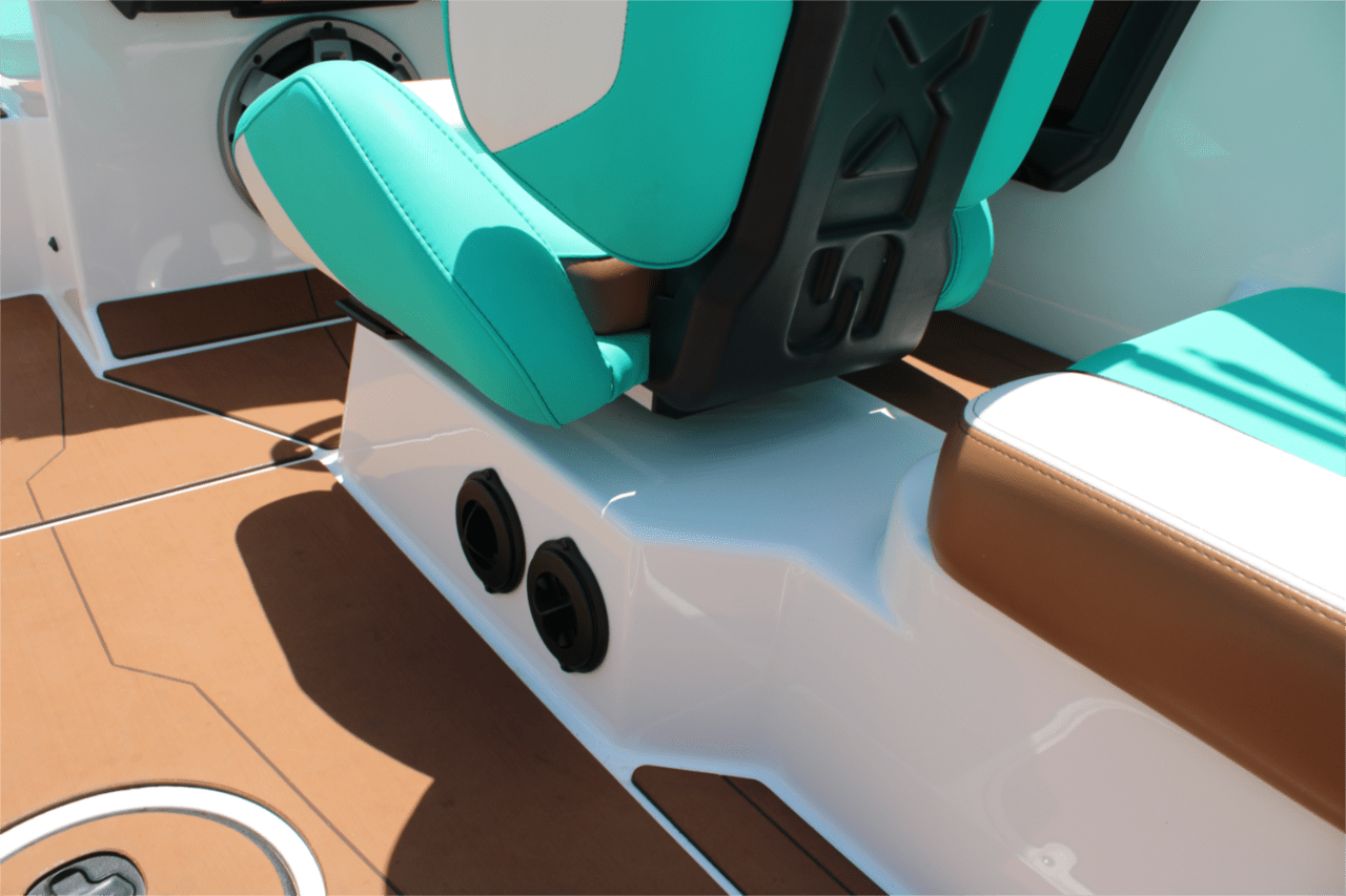 2023 Axis T250