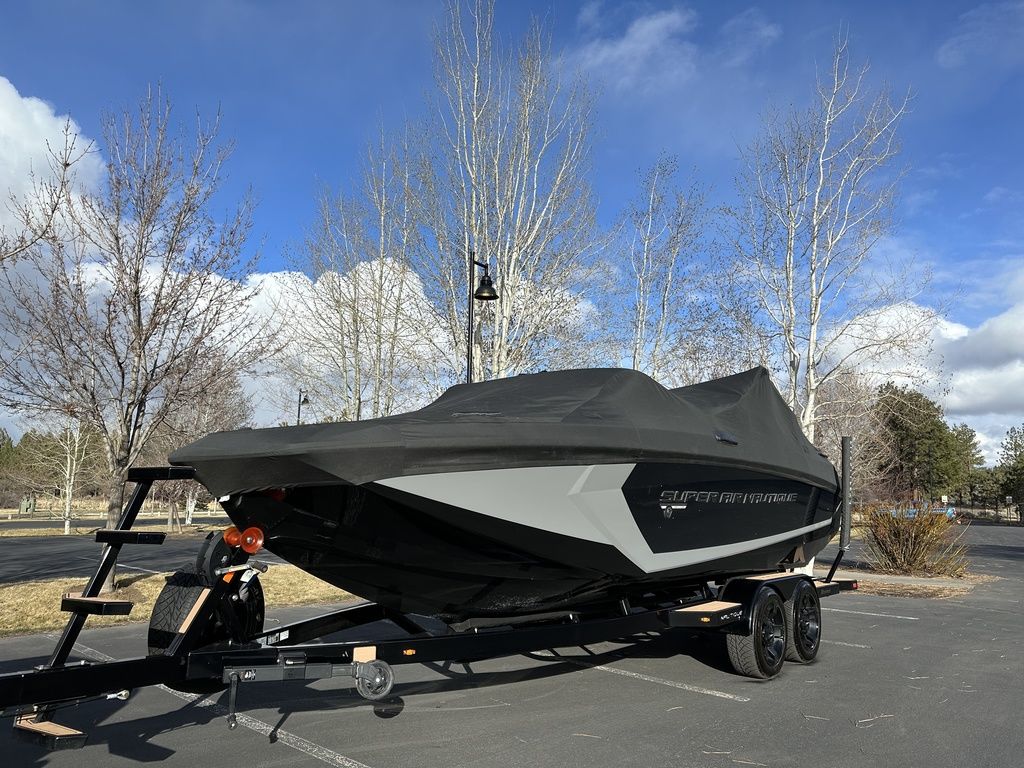 2019 Nautique Super Air Nautique G23