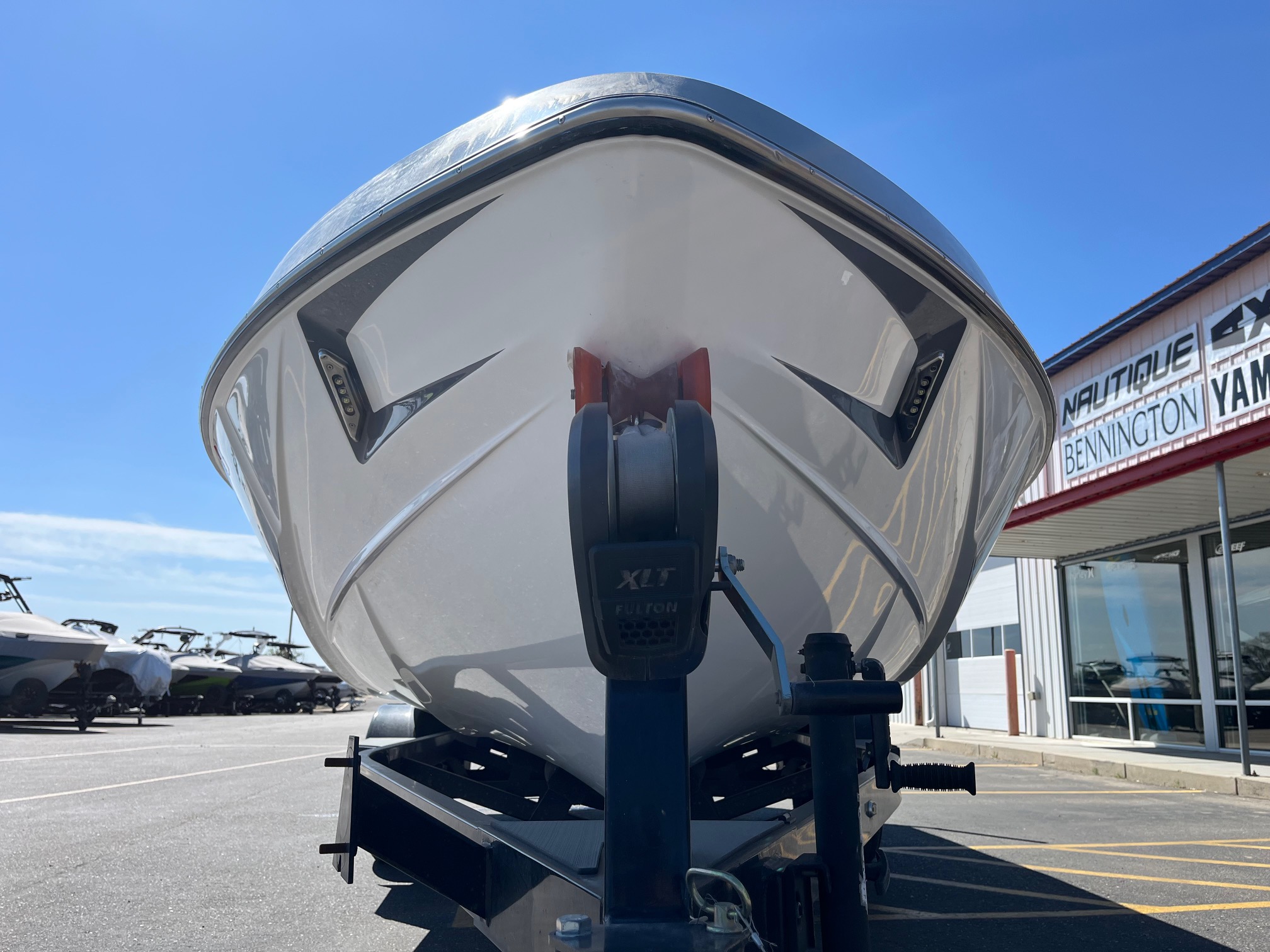 2021 Axis T22