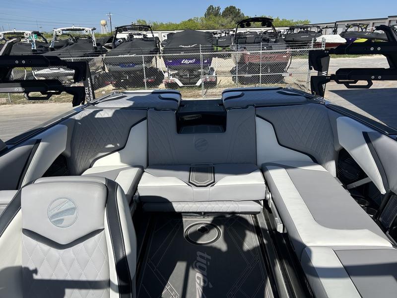 2023 Tige 22RZX